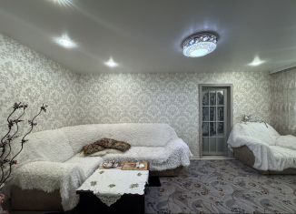 Продаю 2-ком. квартиру, 46.7 м2, Белово, улица Ленина, 4