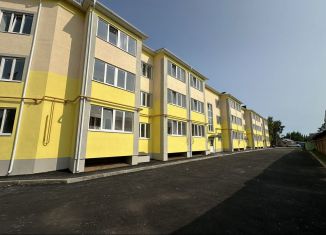 Продаю 2-ком. квартиру, 59.1 м2, Бузулук, улица 1 Мая, 33А