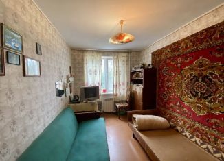 Продам трехкомнатную квартиру, 70 м2, поселок городского типа Новофёдоровка, Севастопольская улица, 6