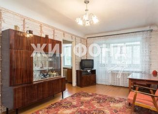 Продам 2-комнатную квартиру, 44.2 м2, Новосибирская область, проспект Дзержинского, 45
