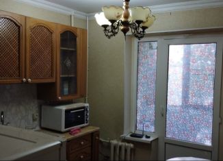 Аренда двухкомнатной квартиры, 45 м2, Грозный, проспект Мохаммеда Али, 35, 4-й микрорайон