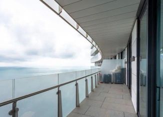 Сдам в аренду 4-ком. квартиру, 160 м2, Сочи, улица Орджоникидзе, 17, микрорайон Центральный