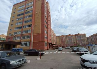 Продается трехкомнатная квартира, 74.2 м2, Йошкар-Ола, улица Петрова, 27Б, микрорайон Молодёжный