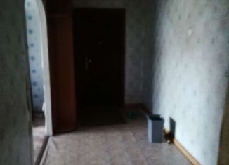 Продаю 3-комнатную квартиру, 65 м2, поселок городского типа Рудничный, улица Металлургов, 3