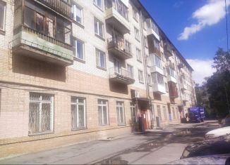 Продаю однокомнатную квартиру, 31 м2, Ломоносов, Александровская улица, 27