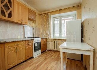 Продаю двухкомнатную квартиру, 49 м2, Наро-Фоминск, улица Пешехонова, 1