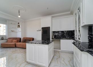 Продам 3-комнатную квартиру, 107 м2, Краснодар, улица Архитектора Петина, 18/1, улица Архитектора Петина