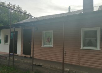 Продается квартира свободная планировка, 55 м2, село Тербуны, Садовая улица