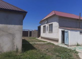 Продается дом, 65 м2, село Новолакское
