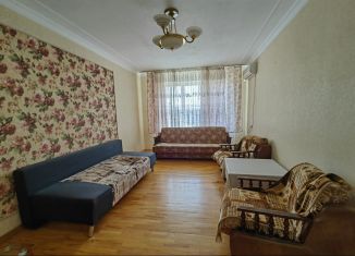 Сдаю в аренду 3-комнатную квартиру, 65 м2, Белореченск, улица Луначарского, 139