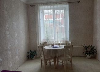 2-комнатная квартира на продажу, 68 м2, Челябинская область, улица Жукова, 28