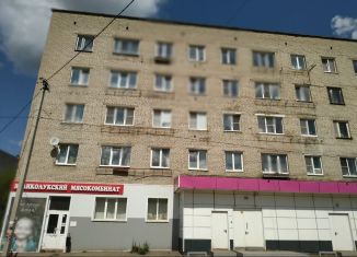 Продается четырехкомнатная квартира, 61 м2, Окуловка, улица Стрельцова, 5