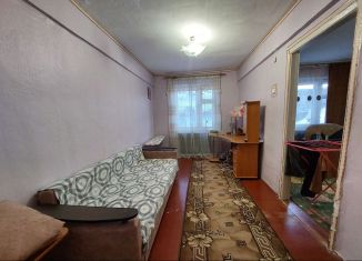 Продается двухкомнатная квартира, 45.2 м2, село Ильинское, улица Ленина, 38