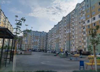 Продаю 1-ком. квартиру, 40 м2, Каспийск, ЖК Стройко, Кавказская улица, 18