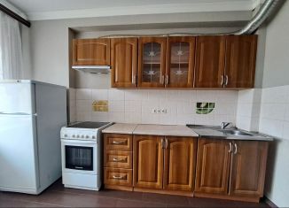 Сдается в аренду 2-комнатная квартира, 64 м2, Ставрополь, 2-й Юго-Западный проезд, 2Г, микрорайон № 28