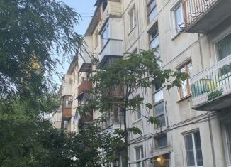 Продажа трехкомнатной квартиры, 56 м2, Волгоградская область, Загорская улица, 21