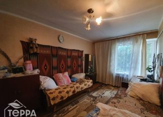 Продажа 2-комнатной квартиры, 50 м2, поселок городского типа Первомайское, Майская улица, 6