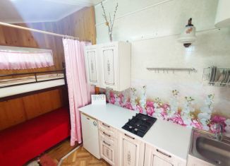 Сдается в аренду 2-комнатная квартира, 30 м2, посёлок городского типа Кореиз, Южная улица, 29