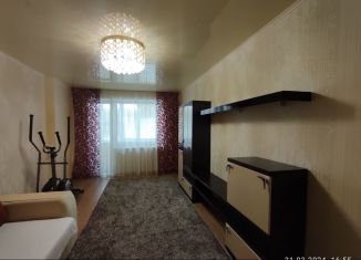 Продается двухкомнатная квартира, 53.3 м2, Челябинск, улица Ворошилова, 37
