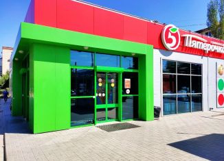 Продажа торговой площади, 540 м2, поселок городского типа Ильский, Октябрьская улица