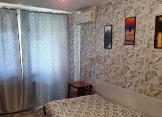 Продажа 1-ком. квартиры, 30 м2, Евпатория, проспект Победы, 15