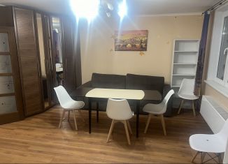 Сдается 2-ком. квартира, 60 м2, рабочий посёлок Дрожжино, Южная улица, 19