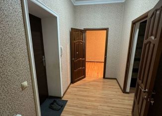 Сдаю двухкомнатную квартиру, 60 м2, Дагестан, улица Воробьёва, 37
