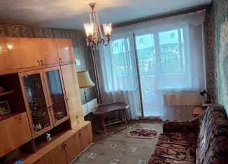 Продаю 1-комнатную квартиру, 33 м2, Челябинская область, проспект имени Ю.А. Гагарина, 1-я линия, 20