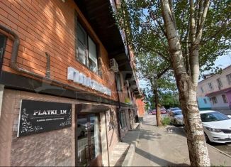 Продается торговая площадь, 85 м2, Махачкала, улица Аскерханова, 9, Советский район