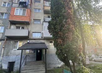 Продажа двухкомнатной квартиры, 54 м2, Владикавказ, улица Генерала Дзусова, 25, 10-й микрорайон