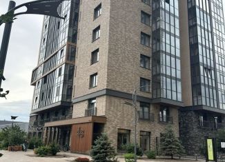 Сдается в аренду однокомнатная квартира, 37 м2, Красноярск, улица Авиаторов, 4В, ЖК Скандис