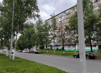 Продажа трехкомнатной квартиры, 67 м2, Владикавказ, улица Астана Кесаева, 18, 10-й микрорайон