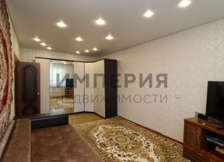 Продам 3-комнатную квартиру, 69 м2, Магаданская область, Майская улица, 12А