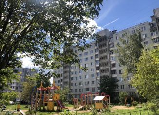 Продается 3-ком. квартира, 70 м2, Тверь, улица Фадеева, 8