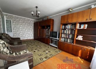 Продам 3-ком. квартиру, 64.4 м2, Крымск, улица Свердлова, 136