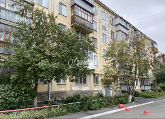 Продается 2-комнатная квартира, 44 м2, Курган, Пролетарская улица, 38