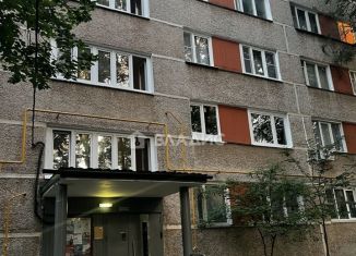 Продается 2-ком. квартира, 44 м2, Москва, Школьная улица, 3