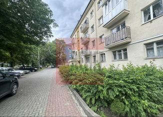 Продаю 1-ком. квартиру, 31 м2, Калининград, Ленинский проспект, 13