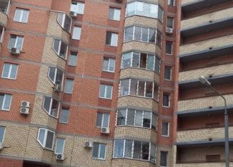 Продается 1-комнатная квартира, 57 м2, Казань, улица Фатыха Амирхана, 18/41