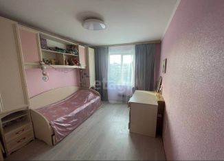 Продам 3-ком. квартиру, 70 м2, Московская область, Западная улица, 12