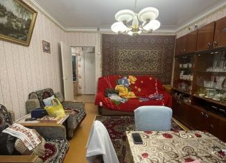 Продается 3-комнатная квартира, 57 м2, Татарстан, улица Сююмбики, 12