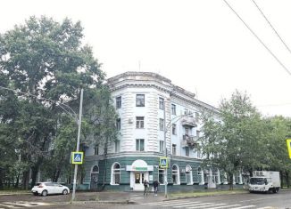 Продается двухкомнатная квартира, 50.7 м2, Хабаровский край, улица Калинина, 31