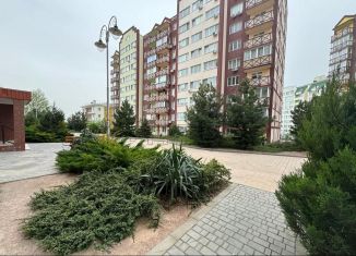 Продам торговую площадь, 90 м2, Симферополь, Балаклавская улица, 131