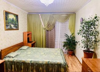 Продаю 3-ком. квартиру, 73 м2, Татарстан, улица Петра Ненастина