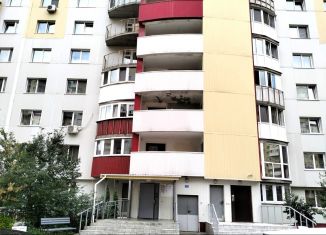 Продаю 3-комнатную квартиру, 82.6 м2, Тюмень, улица Прокопия Артамонова, 6к1