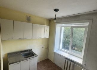 Продам 3-ком. квартиру, 63 м2, Белогорск, улица Ленина, 61