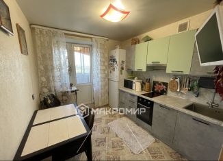 Продажа 1-ком. квартиры, 38 м2, Киров, Стахановская улица, 14А