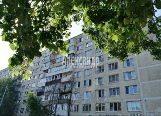 Продажа 4-комнатной квартиры, 64 м2, Санкт-Петербург, улица Белы Куна, 2к1, метро Проспект Славы