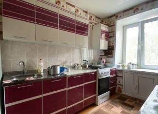 Продается двухкомнатная квартира, 54 м2, Татарстан, улица Вали Хазиева, 4