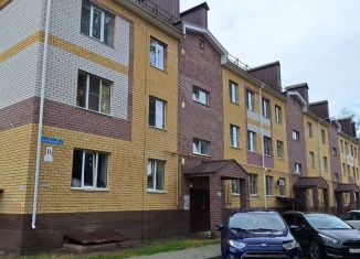 Сдам 1-комнатную квартиру, 32 м2, Кстово, Комсомольская улица, 3А